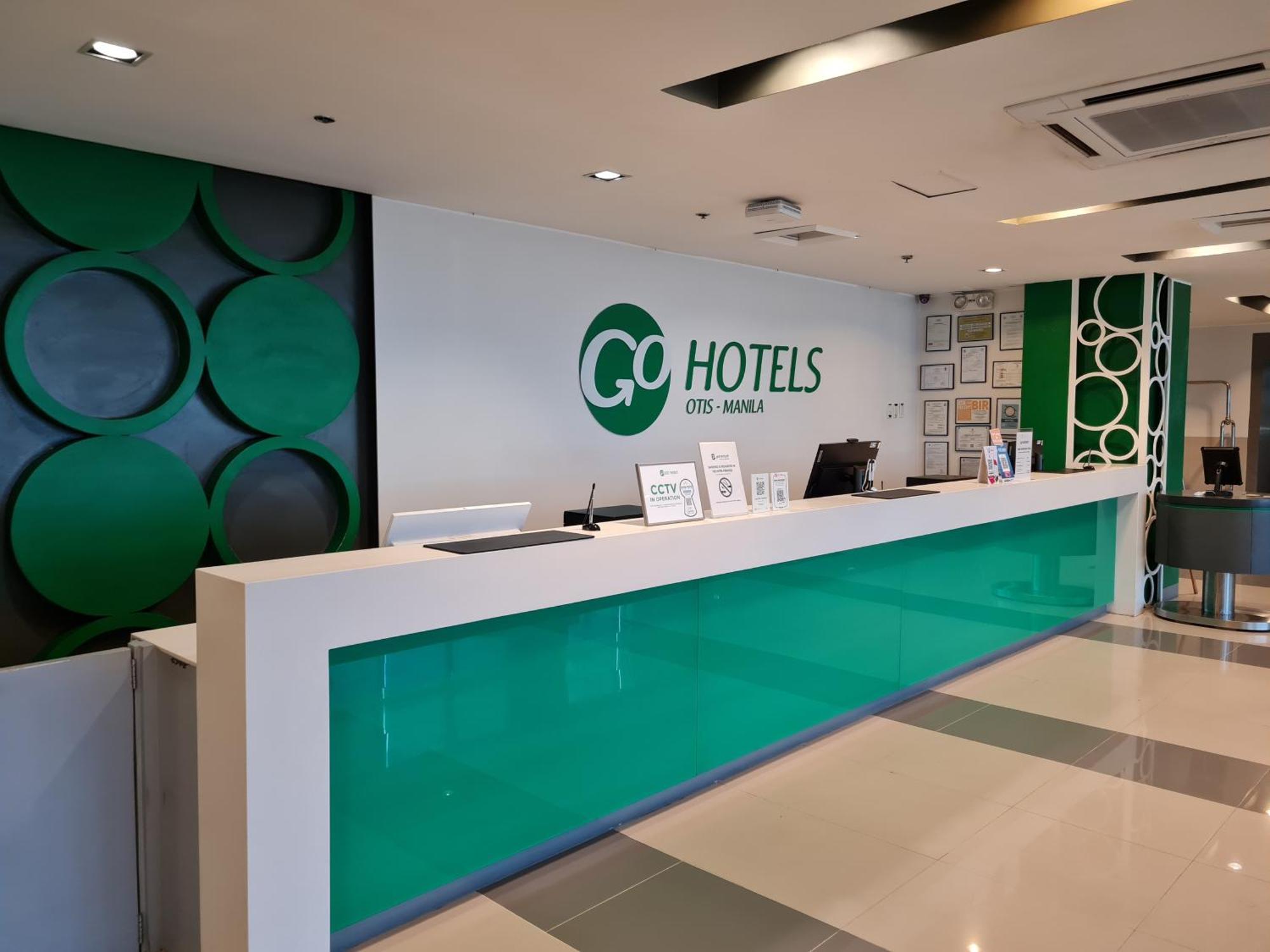 Go Hotels Otis - Manila Exteriér fotografie
